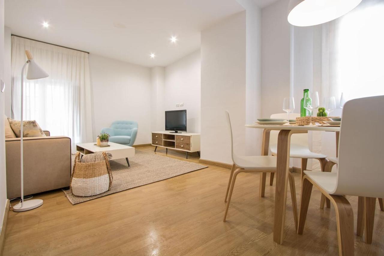 סביליה Luis Rey Central Suite By Valcambre מראה חיצוני תמונה